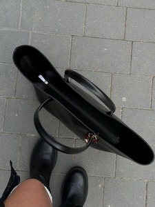 Sac à main en cuir vintage le plus vendu Sac à main en cuir pleine fleur pour femme avec plusieurs compartiments disponibles au prix d'exportation - Product Image 5