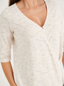 ¡Blusa de maternidad de cuello redondo de alta calidad Precio al por mayor Camisas superiores de enfermería para mujeres que amamantan a la venta! - Product Image 2