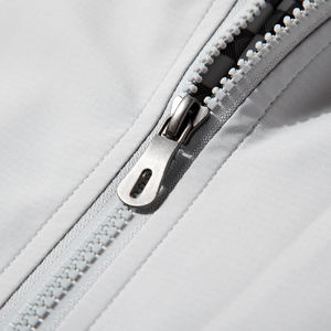 Chaqueta Cortavientos con Cremallera de Diseño Personalizado Ligera de Alta Calidad para Hombre, Chaqueta Impermeable de Estilo Clásico y Moderno para Exteriores - Product Image 5