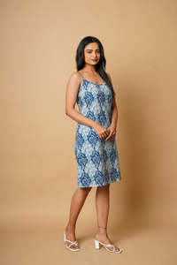 ชุดแม็กซี่เดรสลำลองผ้าฝ้าย100% คุณภาพสูงสำหรับผู้หญิงดีไซน์เนอร์ทันสมัยกระดุมดูเป็นธรรมชาติ - Product Image 3