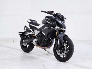 En Existencia, Motocicleta/Scooter Deportiva 800NK 2024 Auténtica - Product Image 2