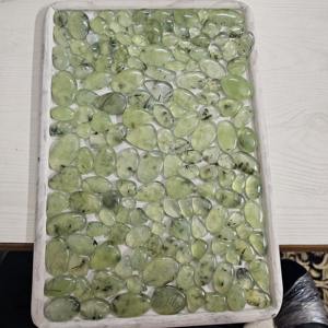 อัญมณีปรีไนต์ทรงหลวมสีเขียวธรรมชาติสำหรับเครื่องประดับรูปทรงต่างๆ - Product Image 2