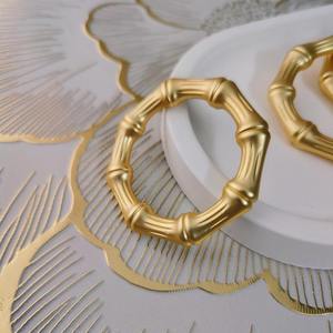 แหวนผ้าเช็ดปากทำจากไม้หลายอันแบบโบราณทำด้วยมือด้วยวัสดุเรซินขัดเงาเหมาะอย่างยิ่งสำหรับการนำเสนออาหาร - Product Image 5