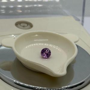 Pierre naturelle saphir violet traité thermiquement à la main plaqué or pierre précieuse de haute qualité pour bagues bijoux de mode - Product Image 1