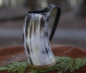 Taza de Cuerno de Búfalo Personalizada, Lujosa, Ecológica, Moderna, Hecha a Mano, Decoración para el Hogar, Ideal para Bodas, Superventas - Product Image 1