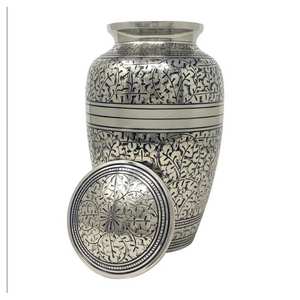 Mini urna de recuerdo de metal para cenizas Funeral Memorial Urnas de cremación hechas a mano Proveedor de India - Product Image 3