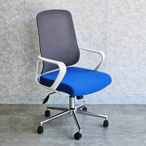 Chaise de bureau en maille à hauteur réglable avec cadre blanc et appui-tête en tissu (M1102T) - Product Image 2