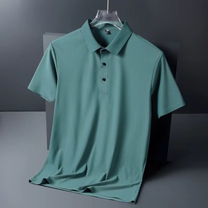 Polo en coton de qualité supérieure, respirant, à motif uni, en toile teinte unie avec logo personnalisé. - Product Image 1