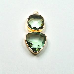 Dije de Amatista Verde de 10 mm con Bisel Triangular en Plata 925 - Dijes para DIY con Bisel para Piedras Preciosas - Product Image 1