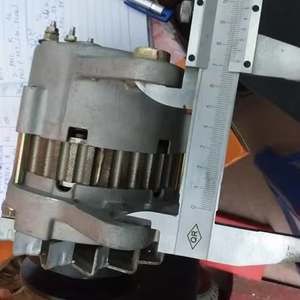 Alternateur 24V 1PK pour moteur PC200-5 6D95 (OEM/Aftermarket/Marque NXA) 50-60 Ampères (Personnalisable) Garantie 12 mois Rapide - Product Image 1