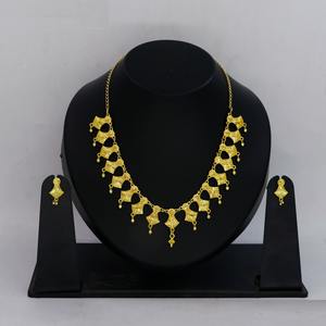 <b>Indian</b> Style Antique Gold Plated Necklace Set with Earrings South <b>Indian</b> Bridal Jewelry Antique Traditional Wedding Necklace Set - Product Image 5