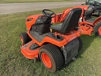 Tracteur tondeuse Kubota GR2120 2021, moteur diesel, plateau de coupe de 54 pouces, faible nombre d'heures, tondeuse autoportée commerciale à vendre