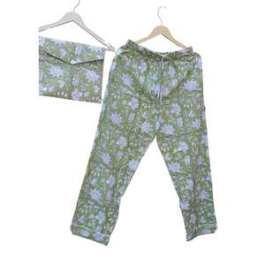 Ensemble de pyjama en coton imprimé à la main indien, élégant, luxueux, tendance, vêtements de nuit pour femmes et hommes, respirant, doux, hiver, été, devant - Product Image 3