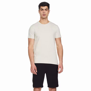 Nuevo chándal de verano Conjuntos de ropa para hombres Camiseta de manga corta para hombres y pantalones cortos Conjunto informal de verano Conjuntos de verano para hombres - Product Image 1