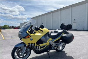 Motocyclettes sportives B-M-W K1200RS à vendre - Product Image 4