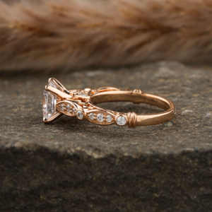 Bague de fiançailles en diamant de taille princesse de laboratoire Bague de fiançailles en argent sterling IGI Certificate Luxuous Vintage Style Diamond Ring Gift For Her - Product Image 2