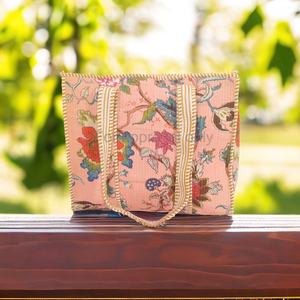 Jaipuri Sac fourre-tout matelassé en coton imprimé pour femme Sac à main matelassé tendance et élégant - Product Image 6
