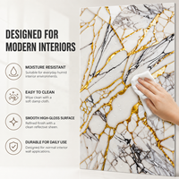 Panneau mural en PVC brillant MORLENX en marbre mosaïque or blanc pour la décoration de hôtels et villas de luxe