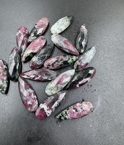 พลอยทับทิมซูไซต์ธรรมชาติขนาด10X30มม. สำหรับการทำเครื่องประดับ - Product Image 3