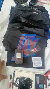 Bolsas de Embalaje de PE Negras Personalizadas, Impermeables y Transpirables para Comercio Electrónico, Estilo 3D para Pantalones - Product Image 4