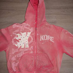 ชุดกีฬาผู้ชายดีไซน์ใหม่ทันสมัยขายส่ง เนื้อผ้าระบายอากาศ 100% ผ้าฝ้าย ทรงเข้ารูป สำหรับฤดูหนาว - Product Image 4