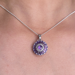 Achetez maintenant Tendance Offre Spéciale Baguette et forme ronde Améthyste Fleur Pendentif Février Birthstone Argent Sterling 925 - Product Image 2