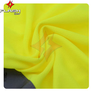 เสื้อโปโลสะท้อนแสง Hi Vis ANSI Class 1 กันน้ำ สำหรับงานอุตสาหกรรม พร้อมกระเป๋าหน้าอก แห้งเร็ว รับสกรีนโลโก้และบริการ OEM - Product Image 3