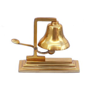 Cloche de comptoir en laiton fini antique Base en bois fait à la main Design vintage hôtel bureau décor cloche impression personnalisée métal matériel - Product Image 5