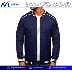 Chaqueta bomber ligera para hombre con capucha extraíble y bolsillos con cremallera, ropa de abrigo resistente al agua para ropa informal para todas las estaciones - Product Image 6