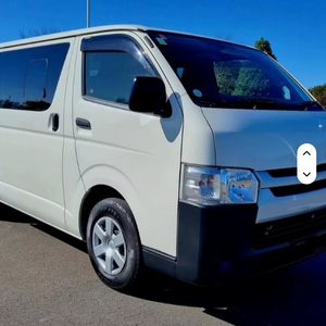 Minibús Hiace 2018 a Precio Accesible, Volante a la Izquierda, Buen Estado, Emisión Euro IV, 8 Asientos - Product Image 1