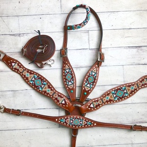 Ensemble de selle western de qualité supérieure, motif inspiré du Navajo, orné de perles et de diamants menthe, durable, léger, personnalisable, équipement équestre saisonnier - Product Image 1