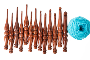 Juego de ganchos de ganchillo de palisandro hechos a mano con organizador, diseño ergonómico para tejer - Product Image 2