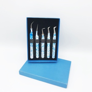 คีมหนีบขนตาสีขาวสีน้ำเงินเคลือบผงเงินดีไซน์ใหม่ปลายแหลมกล่องใส่การ์ดสีฟ้าอย่างยั่งยืนฉลากส่วนตัว - Product Image 1