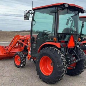 สำหรับรถแทรกเตอร์ติดตั้งกระบะ Kubota LX2620HSDC กำลัง 24 แรงม้า เกียร์อัตโนมัติ ขับเคลื่อน 4 ล้อ สำหรับใช้งานในสวน  ประกอบด้วยปั๊มเกียร์ เครื่องยนต์ เกียร์บ็อกซ์ และมอเตอร์ที่จำเป็น - Product Image 2
