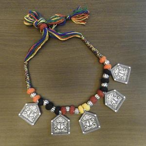 Collar tribal multicolor Chapado en plata fina Jeweljunk 1111503G-Para Boda o regalo con piedras principales de perlas y diamantes - Product Image 1