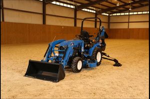 Cortadora de Césped Industrial de Calidad LS 2024, 27 Caballos de Fuerza, Motor Diésel de 4 Tiempos, Mini Tractor Cortadora con Cargador Frontal - Product Image 3