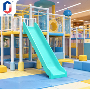 Tobogán de fibra de vidrio de tamaño personalizado para piscinas, parques acuáticos, jardines y áreas de juego al aire libre. - Product Image 1