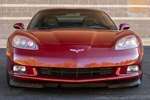 Chevrolet Corvette Coupé 2007 Económico con Volante a la Izquierda/Derecha - Product Image 2