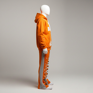 Ensemble survêtement personnalisé pour homme, sweat à capuche et pantalon de survêtement ample et décontracté pour l'hiver - Product Image 4