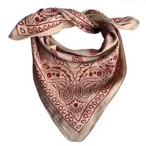 Foulard bandana en satin personnalisé de la meilleure qualité pour les femmes Impression numérique Design Style carré Saison d'été avec logo Service - Product Image 1