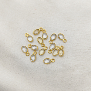 Charmes ovales facettés en quartz clair 4x6 mm avec sertissage |   Pendentifs en argent sterling 925 plaqués or pour la fabrication de bijoux DIY - Product Image 3