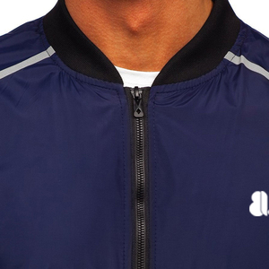 แจ็คเก็ตบอมเบอร์สำหรับผู้ชายพิมพ์ลายน้ำหนักเบามีซิปสีพื้นสไตล์ไฮสตรีทแห้งเร็วระบายอากาศได้ดี - Product Image 6