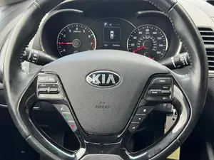 2017 Kia Forte S - Product Image 4