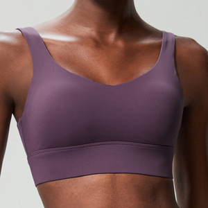 Débardeur de sport sans couture pour femme, personnalisé, en gros, anti-transpiration, avec soutien-gorge intégré, pour fitness, yoga et activités sportives - Product Image 6