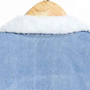 Veste en jean chaude d'hiver pour homme avec fourrure Veste en jean doublée Sherpa épaisse Veste en laine Manteau en peau de mouton - Product Image 4