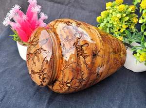 Urne Lichtenberg à la main pour cendres humaines Mangowood et résine urne de crémation boîte funéraire adulte grande urne funéraire pour cendres - Product Image 4