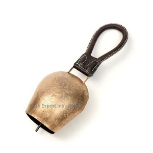Campanas Colgantes de Metal Vintage con Diseño de Vaca y Oveja, Campanas Decorativas Hechas a Mano de Cobre Antiguo - Product Image 2