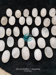 Pierre de cristal de quartz clair naturel polie Lingam, Shiva Lingam, pierre précieuse de guérison et de méditation, décoration spirituelle, cadeau pour collectionneur - Product Image 2