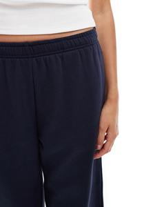 Pantalon de survêtement évasé 2025 polyester/coton pour femmes, logo personnalisé sérigraphié, taille élastique, couleur unie, poids lourd, nouvel arrivage - Product Image 3