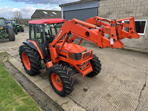Tracteur agricole Kubota ME9000 d'occasion de qualité supérieure - Product Image 3